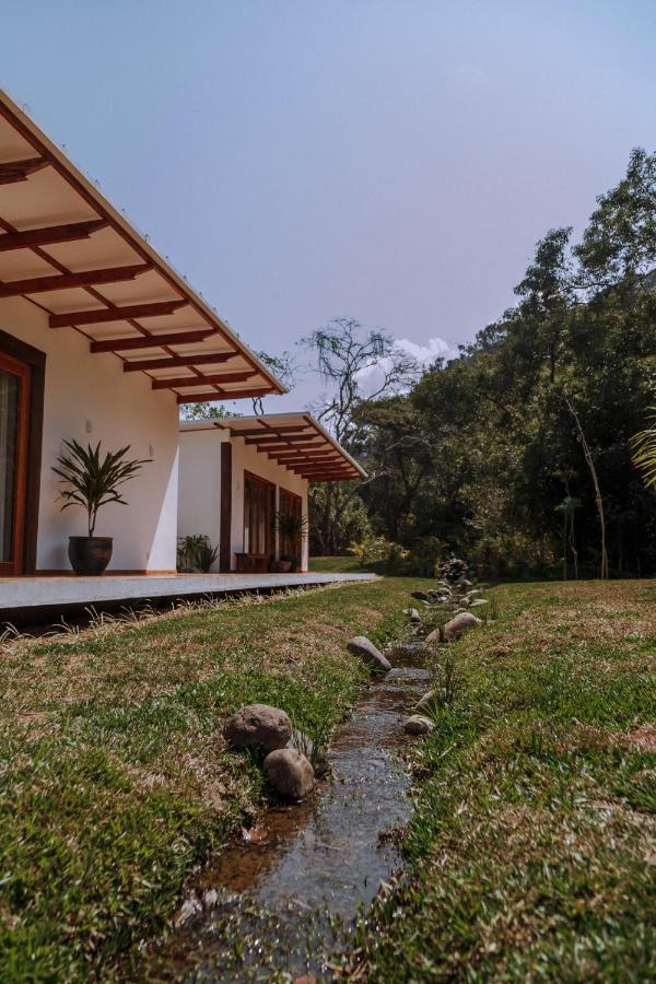 Fazenda Santa Vitoria Hotel Queluz Luaran gambar