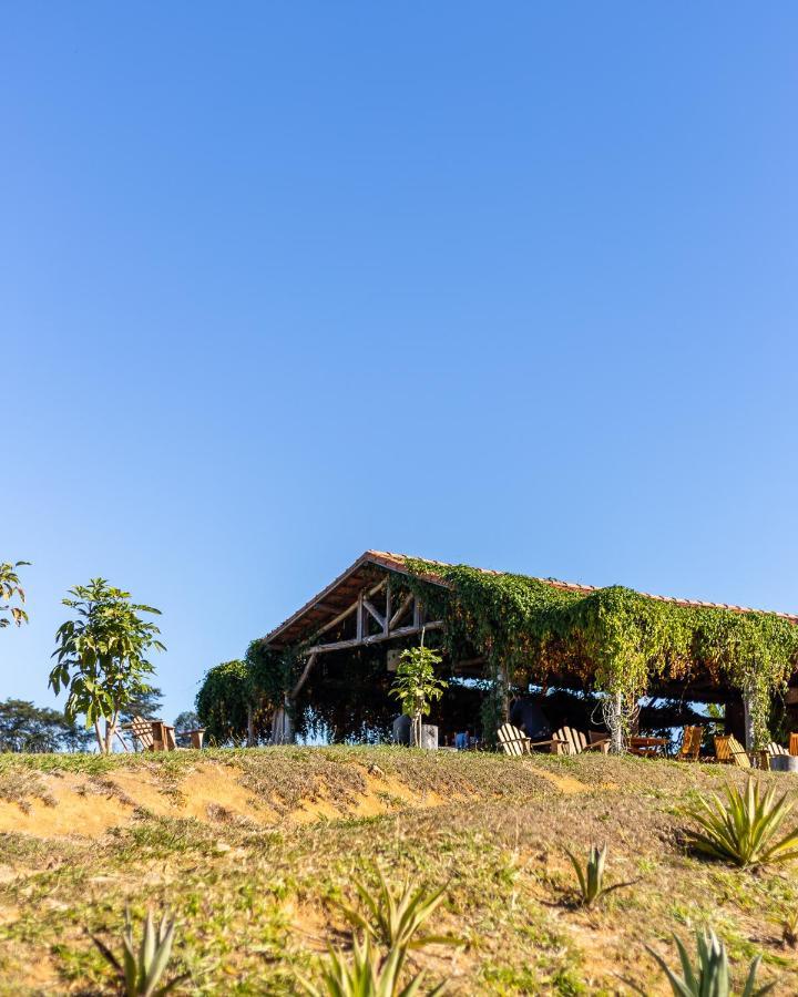 Fazenda Santa Vitoria Hotel Queluz Luaran gambar