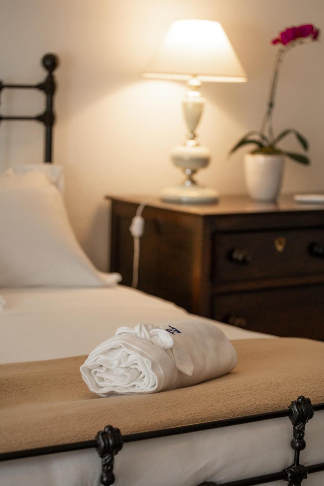 Fazenda Santa Vitoria Hotel Queluz Luaran gambar